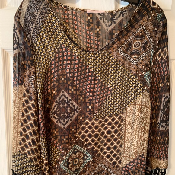Ladies blouse - Picture 2 of 2